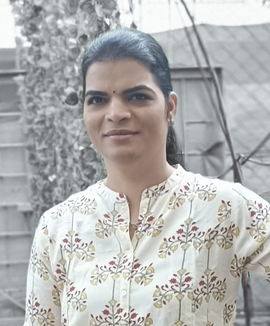 Mrs. Savita Divekar